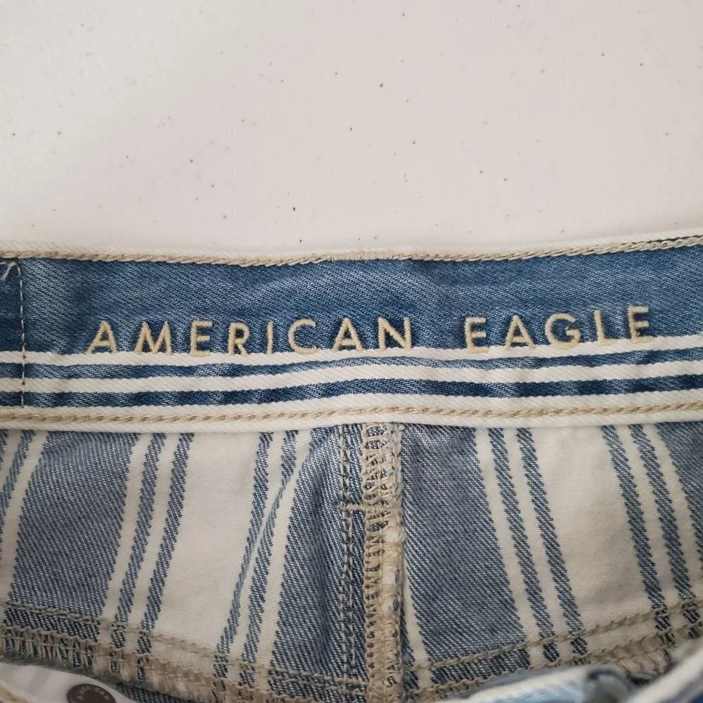 American Eagle 00 Mom Jeans High‎ Rise Blue White Striped Denim Preppy Coastal